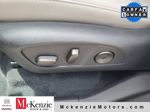 Used 2024 GMC Acadia Elevation FWD image 7