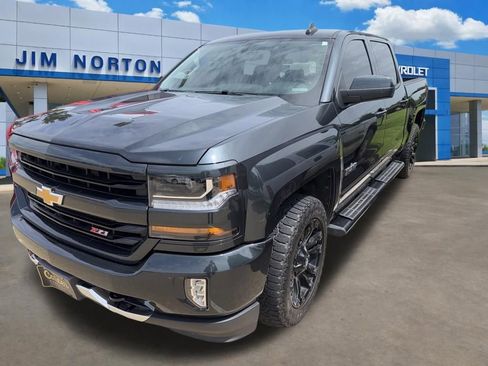 Used 2018 Chevrolet Silverado 1500 LT w/ Texas Edition AWD/4WD image 1