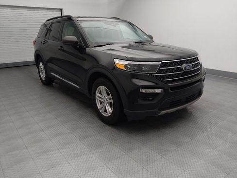 Used 2023 Ford Explorer XLT w/ Equipment Group 202A RWD image 13