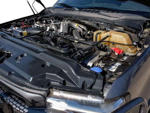 Used 2021 Ford F250 Lariat w/ Tremor Off-Road Package image 56