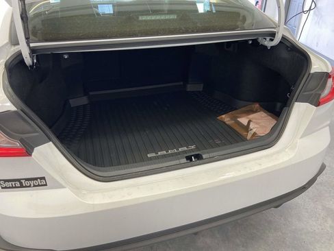 Used 2026 Toyota Camry SE image 11