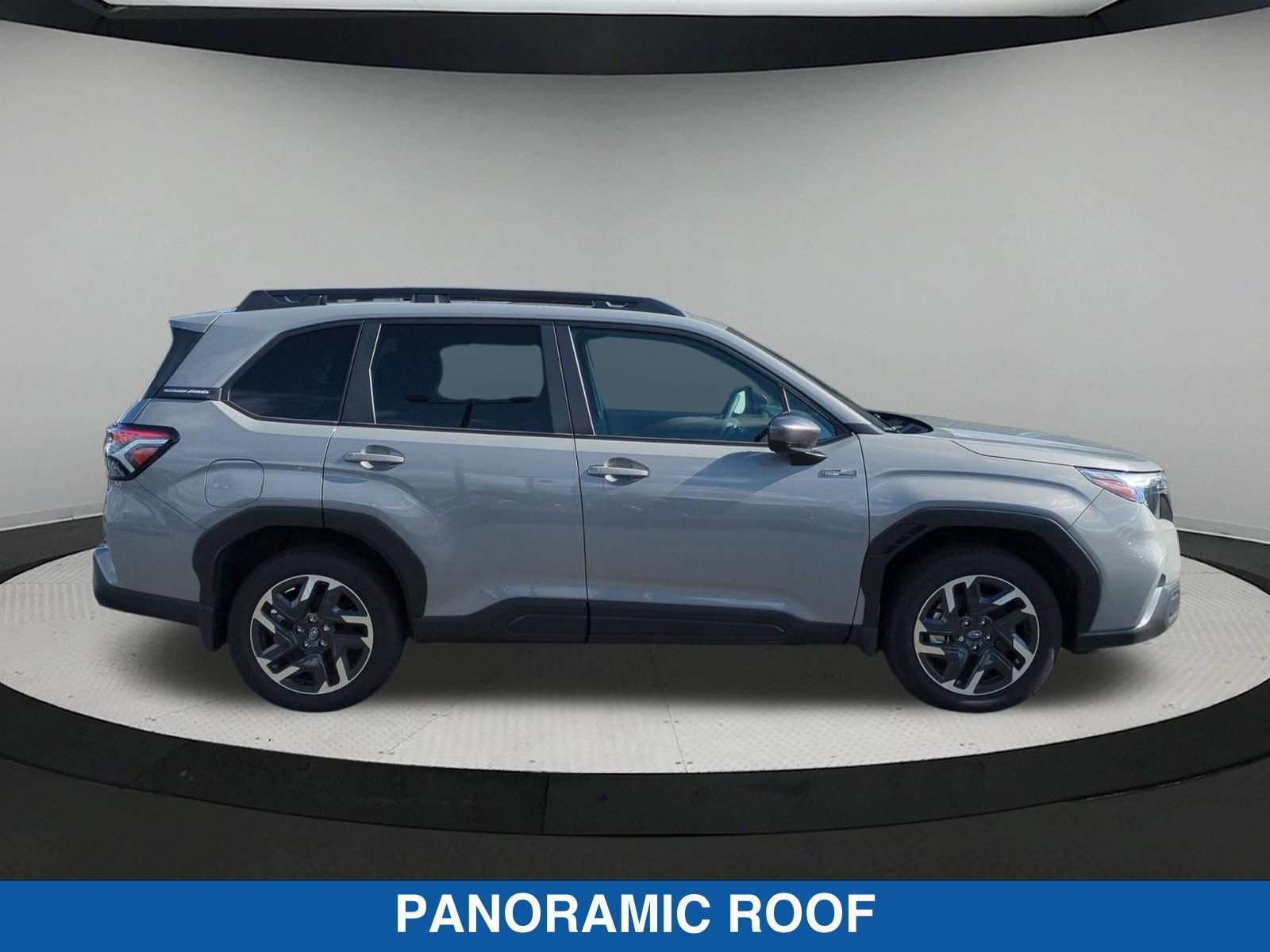Certified 2025 Subaru Forester Premium AWD/4WD image 2