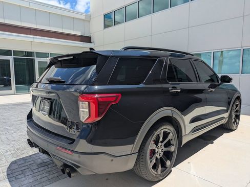 Used 2020 Ford Explorer ST w/ ST High-Performance Pack AWD/4WD image 6