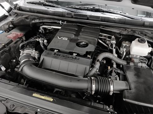 Used 2023 Nissan Frontier PRO-4X w/ Pro Convenience Package image 34