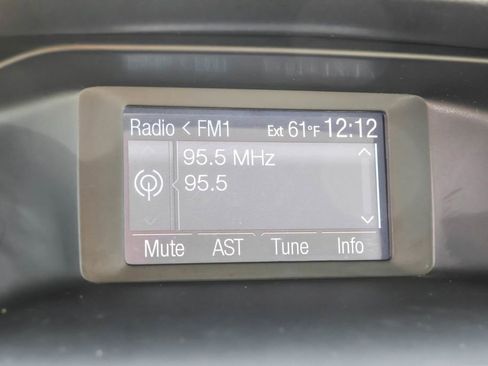 Used 2014 Ford Focus SE image 21