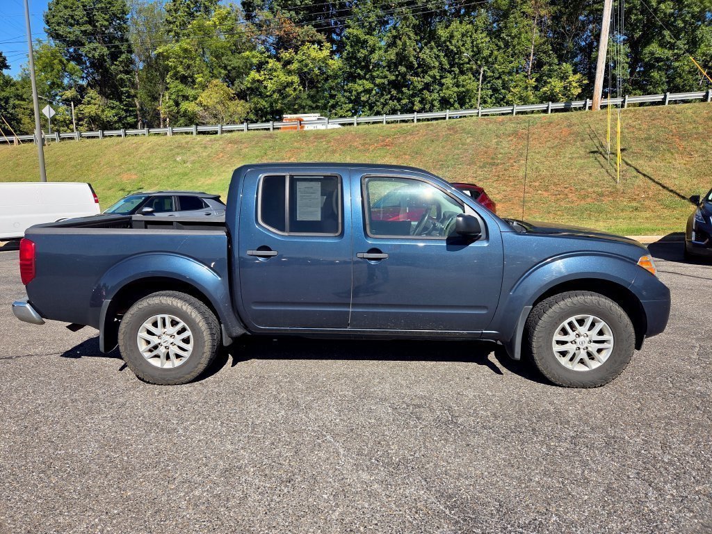 Used 2019 Nissan Frontier SV AWD/4WD image 2