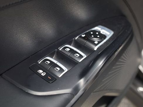 Used 2025 Kia K5 LXS FWD image 18
