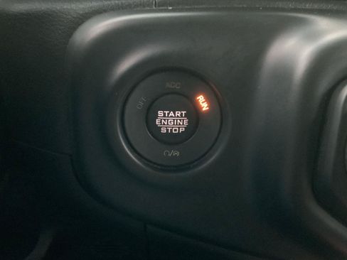 Used 2021 Jeep Gladiator Mojave AWD/4WD image 31