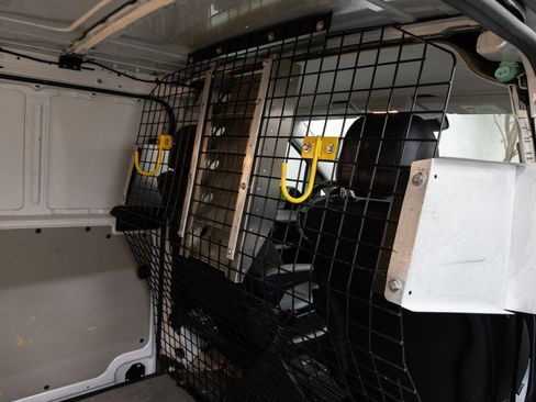 Used 2018 Mercedes-Benz Metris w/ Eco Stop/Start Package image 19