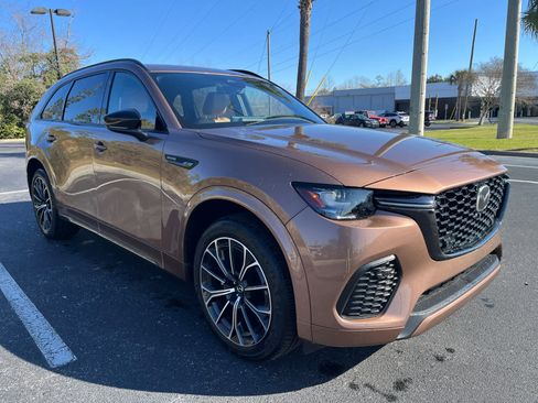 Certified 2025 MAZDA CX-70 3.3 Turbo S w/ Premium Plus image 1