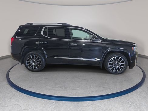 Used 2023 GMC Acadia Denali w/ Black Diamond Edition AWD/4WD image 5