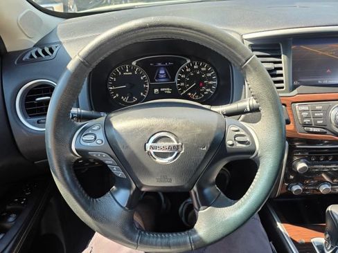 Used 2015 Nissan Pathfinder Platinum AWD/4WD image 15