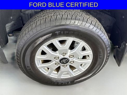 Used 2024 Toyota Tacoma SR image 28