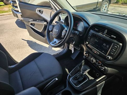 Used 2024 Kia Soul LX w/ Option Group 015 FWD image 20