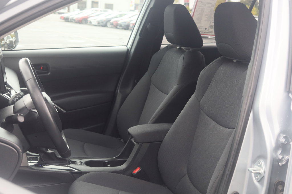 Certified 2024 Toyota Corolla Cross LE AWD/4WD image 19