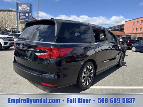 Used 2024 Honda Odyssey EX-L image 8