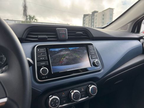 Used 2025 Nissan Versa SV image 24