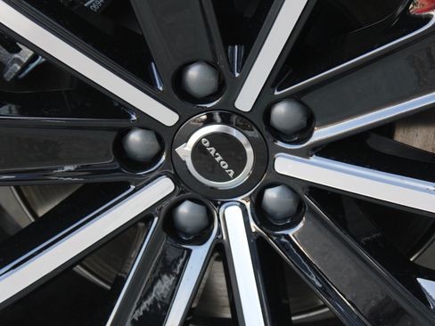 New 2026 Volvo XC90 B5 Plus w/ Protection Package image 55