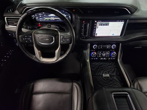 Used 2023 GMC Yukon Denali w/ Advanced Technology Package AWD/4WD image 48