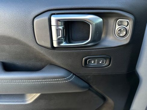 Certified 2023 Jeep Wrangler Unlimited Sahara image 11