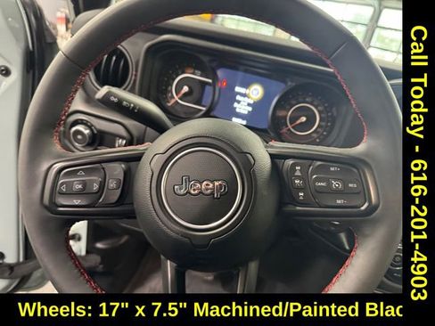 Used 2024 Jeep Wrangler Unlimited Rubicon w/ Safety Group image 19