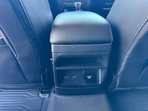 Used 2022 Ford Ranger Lariat w/ Equipment Group 501A High image 12