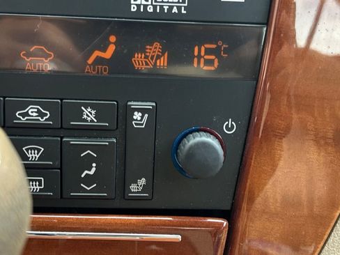 Used 2006 Cadillac STS w/ Preferred Equipment Group AWD/4WD image 35