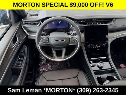 New 2025 Jeep Grand Cherokee Limited w/ Black Appearance Package AWD/4WD image 22