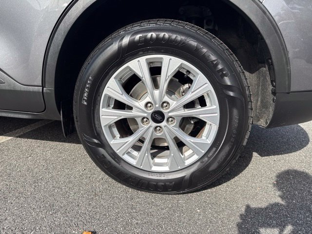 Certified 2023 Ford Escape Active AWD/4WD image 8