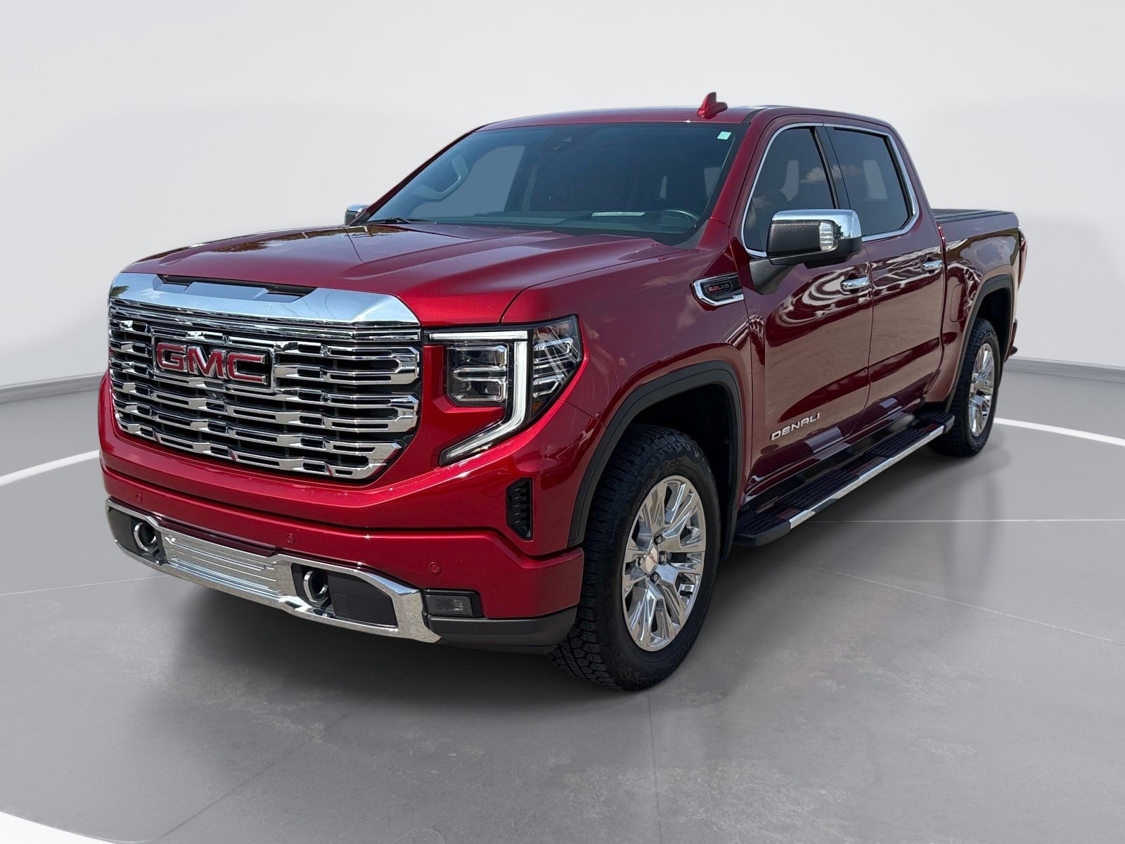Used 2023 GMC Sierra 1500 Denali w/ Technology Package AWD/4WD image 3