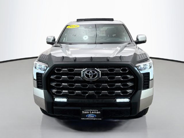 Used 2024 Toyota Tundra Platinum AWD/4WD image 2