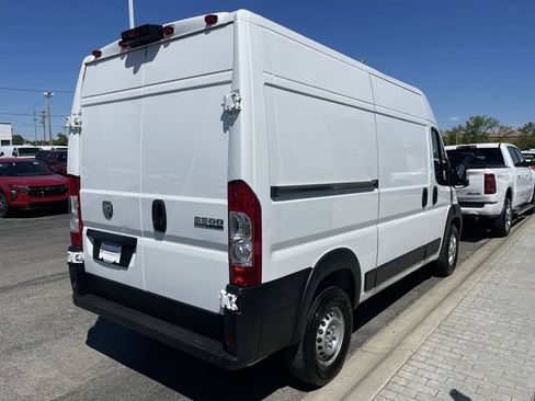 Used 2024 RAM ProMaster 2500 w/ Quick Order Package 22G SLT FWD image 8