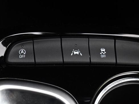 Used 2023 Buick Encore GX Select FWD image 33