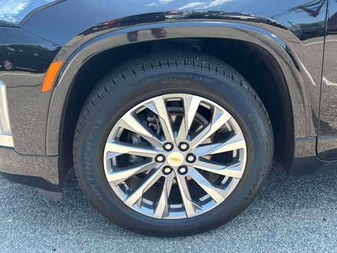 Used 2023 Chevrolet Traverse Premier AWD/4WD image 8