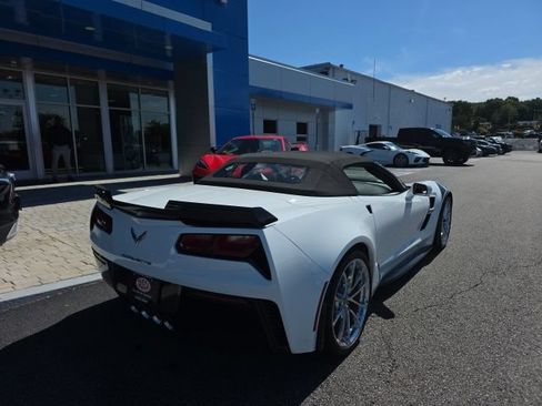 Used 2017 Chevrolet Corvette Grand Sport RWD image 12