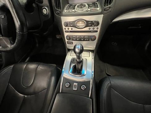 Used 2010 INFINITI G37 Sport w/ Premium Pkg image 10