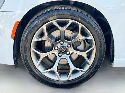 Used 2021 Chrysler 300 S w/ Comfort Group RWD image 31