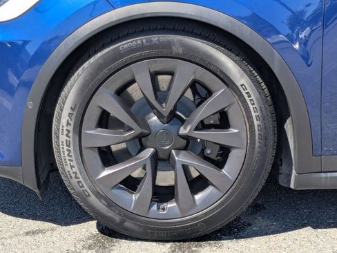 Used 2022 Tesla Model X image 26