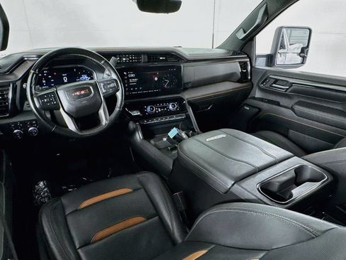 Used 2024 GMC Sierra 2500 AT4 w/ AT4 Premium Plus Package AWD/4WD image 33