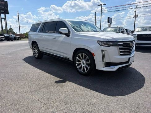 Used 2023 Cadillac Escalade ESV Premium Luxury Platinum w/ LPO, Floor Liner Package AWD/4WD image 3