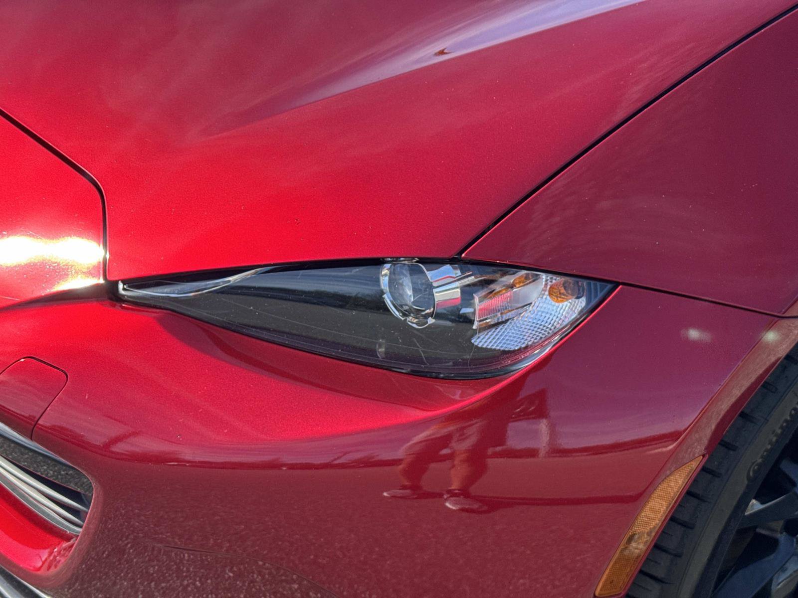 Used 2022 MAZDA MX-5 Miata Club RWD image 9