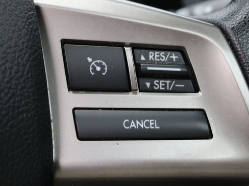 Used 2015 Subaru Forester 2.5i Premium w/ All-Weather Package image 13