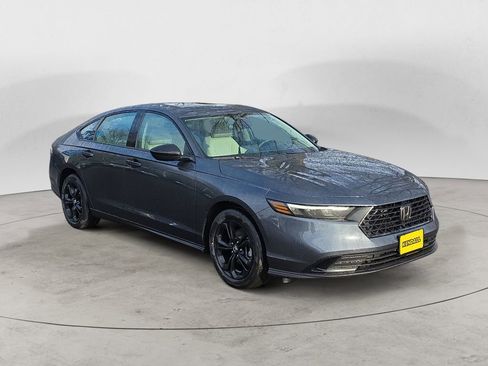 New 2025 Honda Accord SE image 7