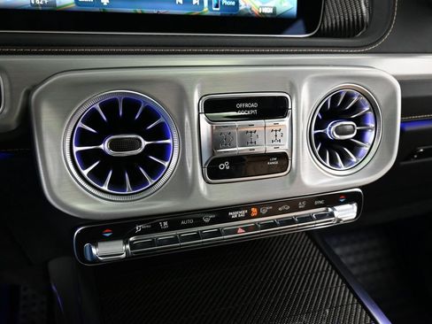 Used 2025 Mercedes-Benz G 63 AMG 4MATIC image 26