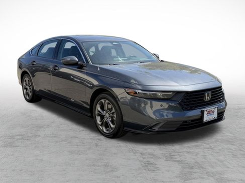 Used 2023 Honda Accord EX-L image 3
