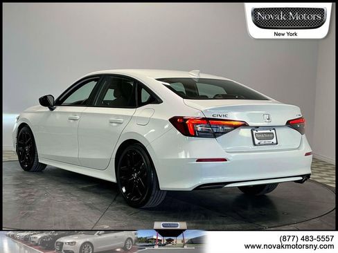 Used 2025 Honda Civic Sport image 6