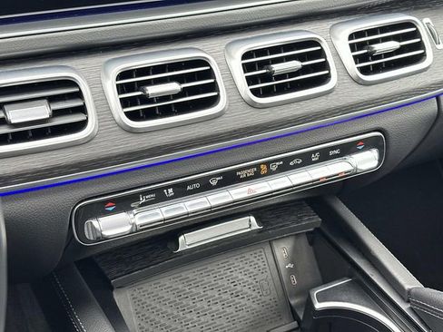 Certified 2025 Mercedes-Benz GLS 450 GLS 450 image 32