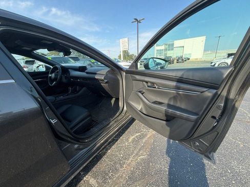 Used 2024 MAZDA MAZDA3 s FWD image 21