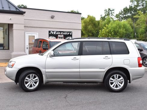 Used 2006 Toyota Highlander Limited AWD/4WD image 4