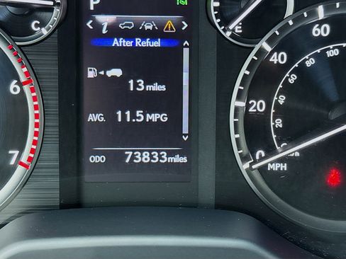 Used 2022 Lexus GX 460 Premium w/ Premium Package image 8